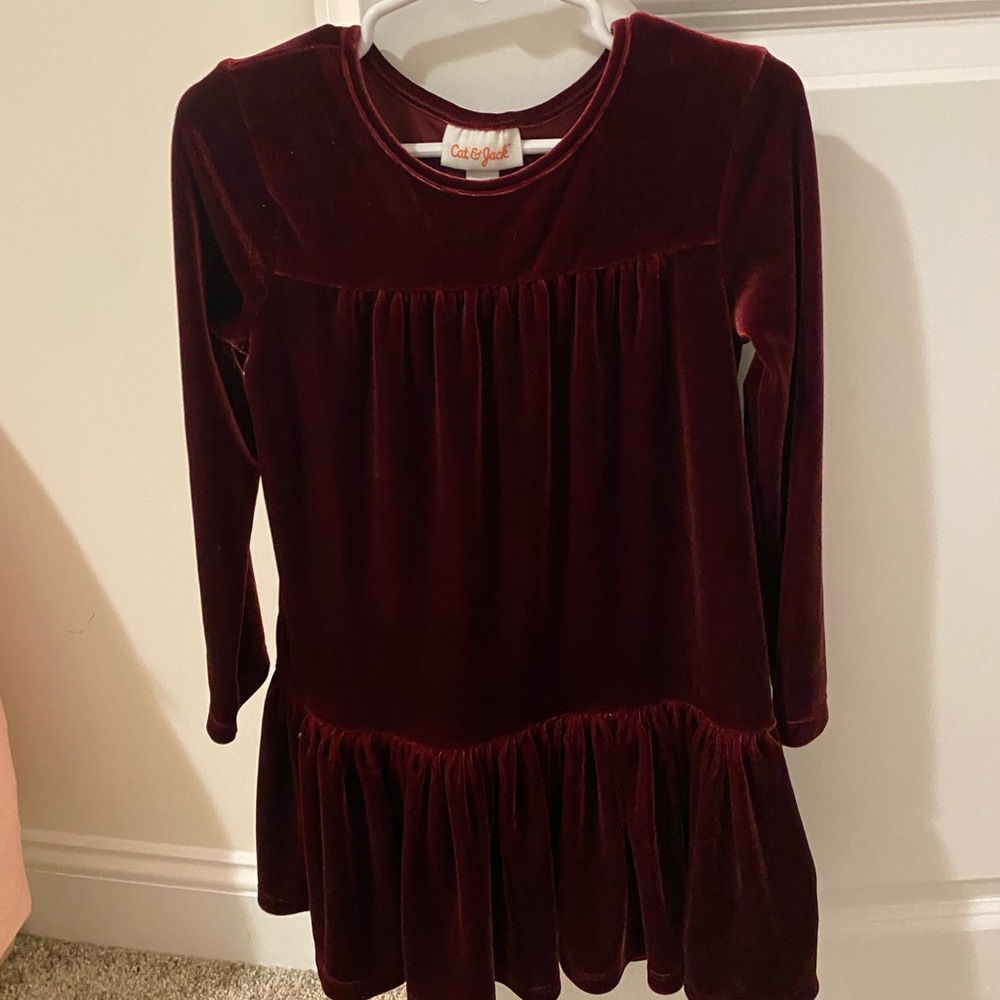 Cat and Jack Target brand velvet girls holiday dress. Worn but like new.